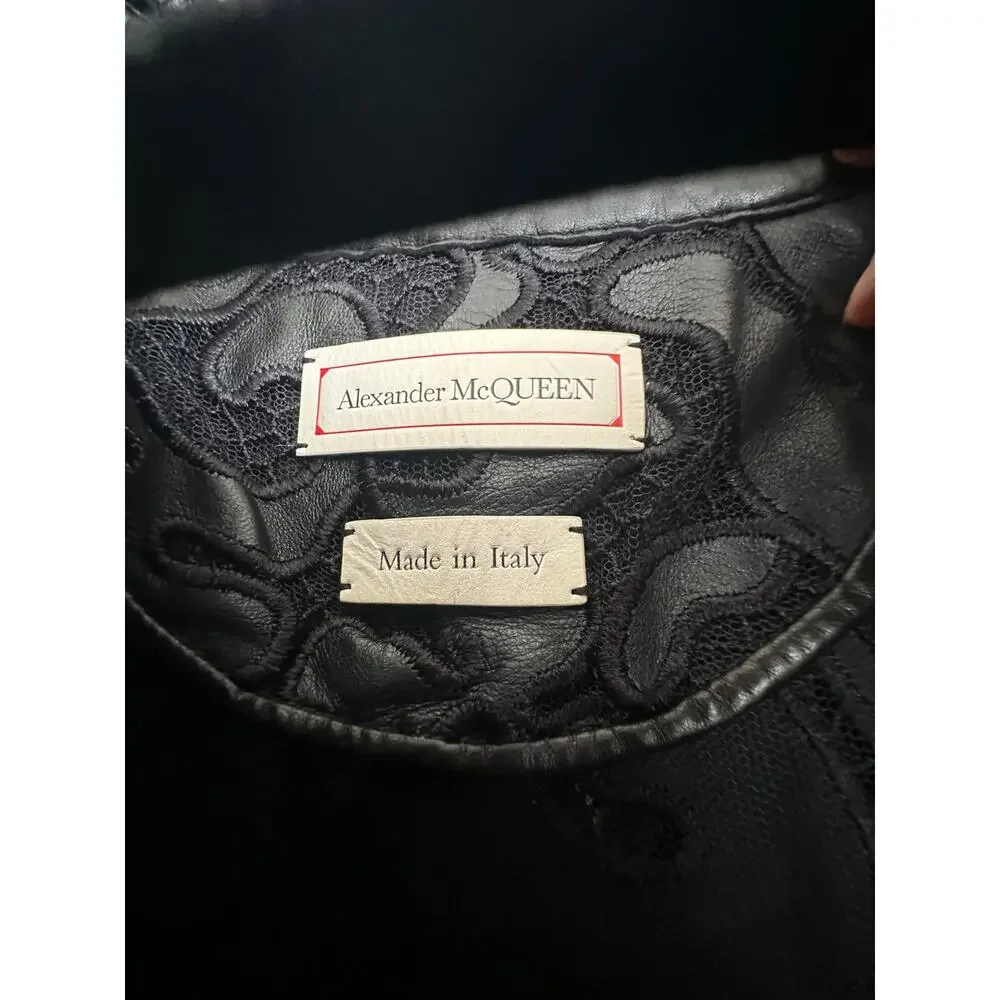 Alexander McQueen Black Leather Lace Belted Trench Coat Made in Italy 14 - Picture 9 of 16